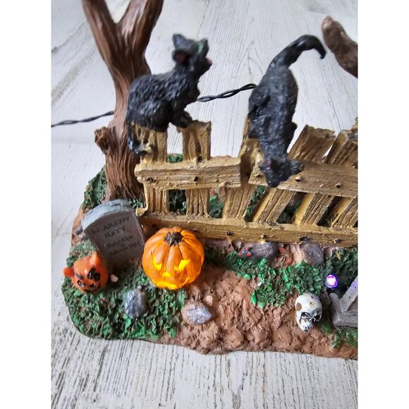 Lemax cat moon happy howl-o-ween fence feline Halloween village decor light up b - Picture 3 of 12